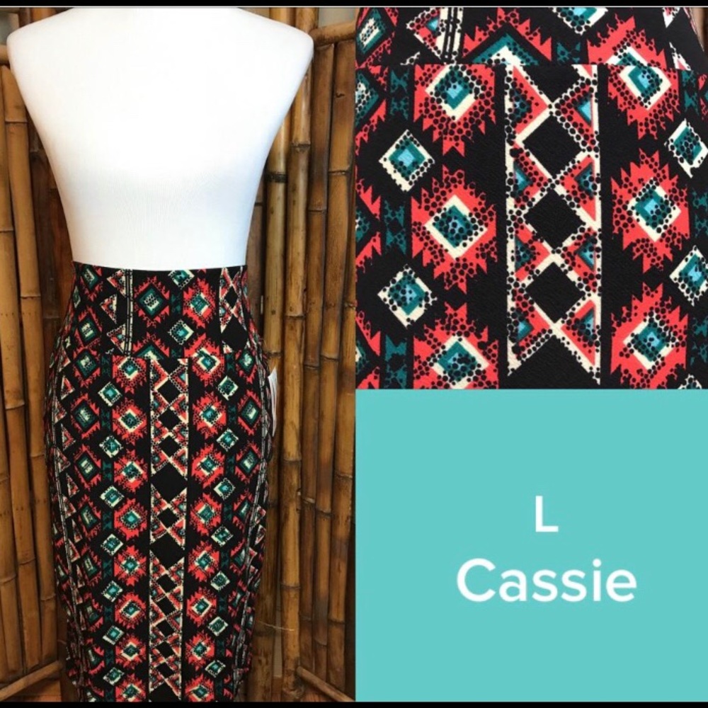 LuLaRoe L Cassie